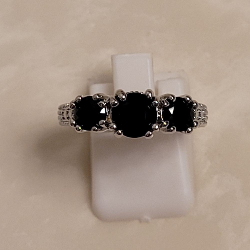 925 Silver CZ and Onyx Ring Size 6